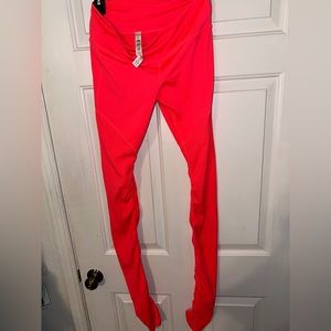 ALO YOGA CORAL LEGGINGS